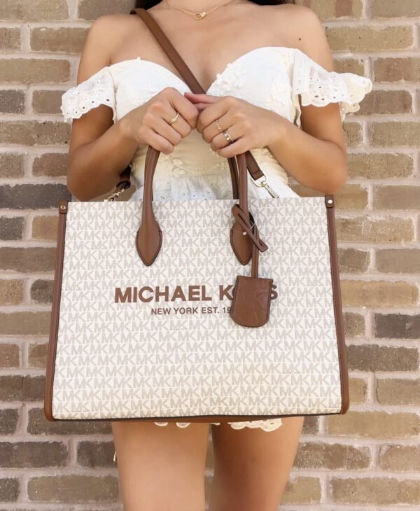 Michael Kors Mirella East West Medium Tote: Luxurious Pearl Grey MK Signature - Image 11