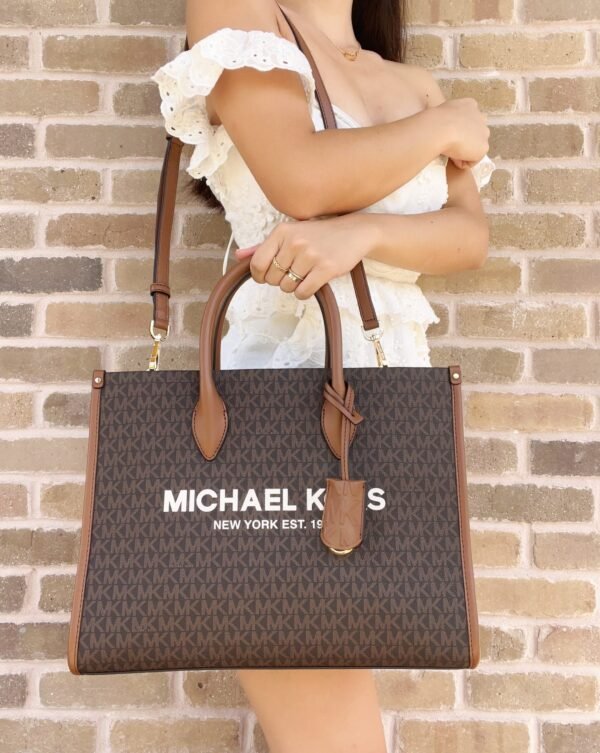 Michael Kors Mirella East West Medium Tote: Luxurious Pearl Grey MK Signature - Image 12